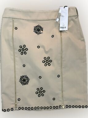 Carlisle collection, Embellished Beige Women's Skirt with Zipper Trim, NWTs sz10
